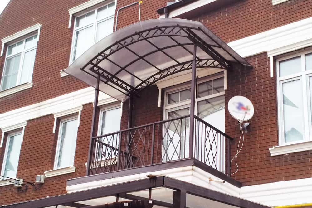 Крыши и выносы