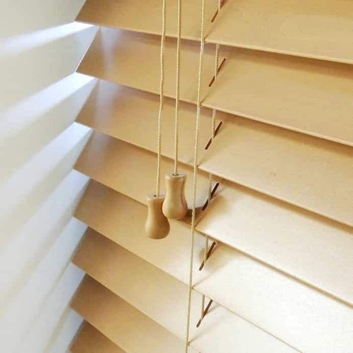 Жалюзи на окна